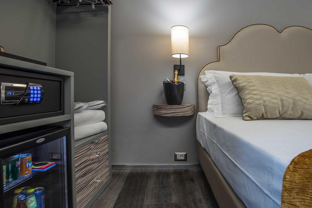 Colonna Suite Del Corso Рим Экстерьер фото