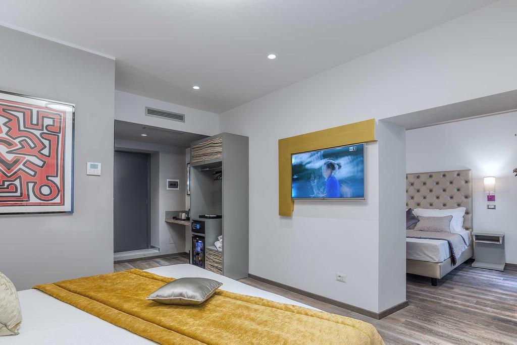 Colonna Suite Del Corso Рим Экстерьер фото