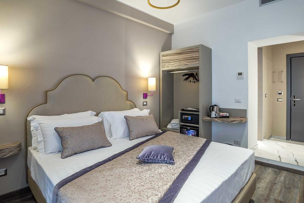 Colonna Suite Del Corso Рим Экстерьер фото