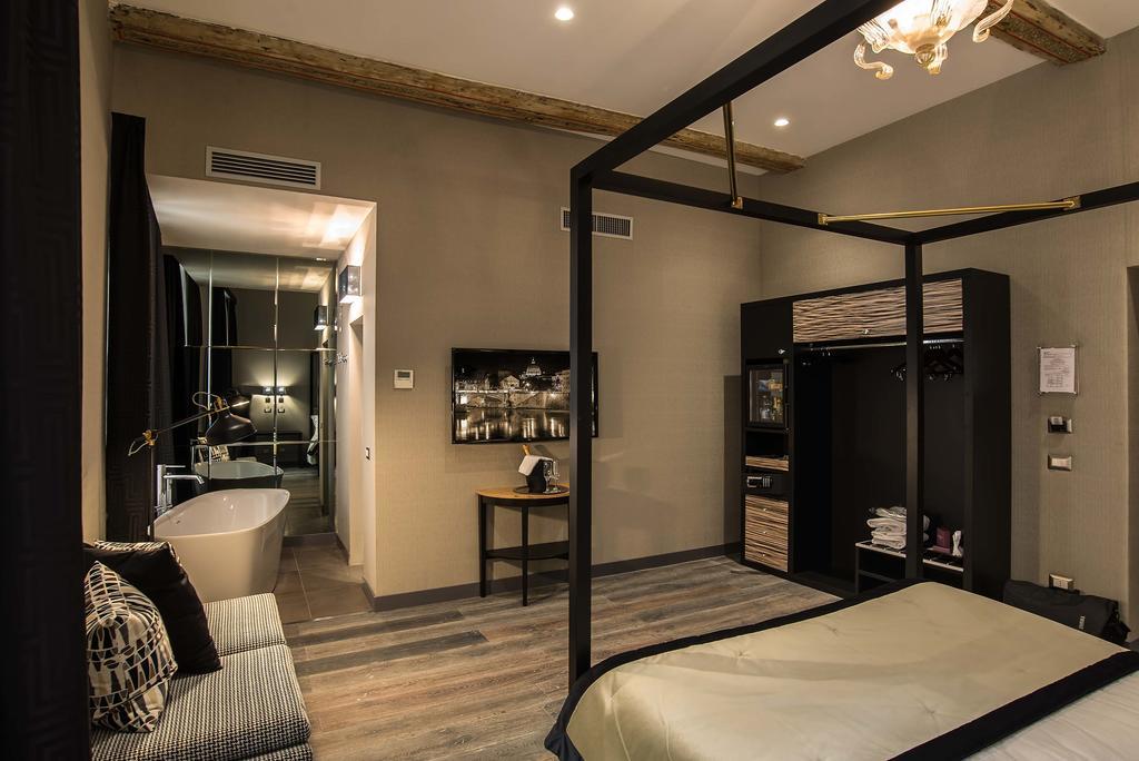Colonna Suite Del Corso Рим Экстерьер фото
